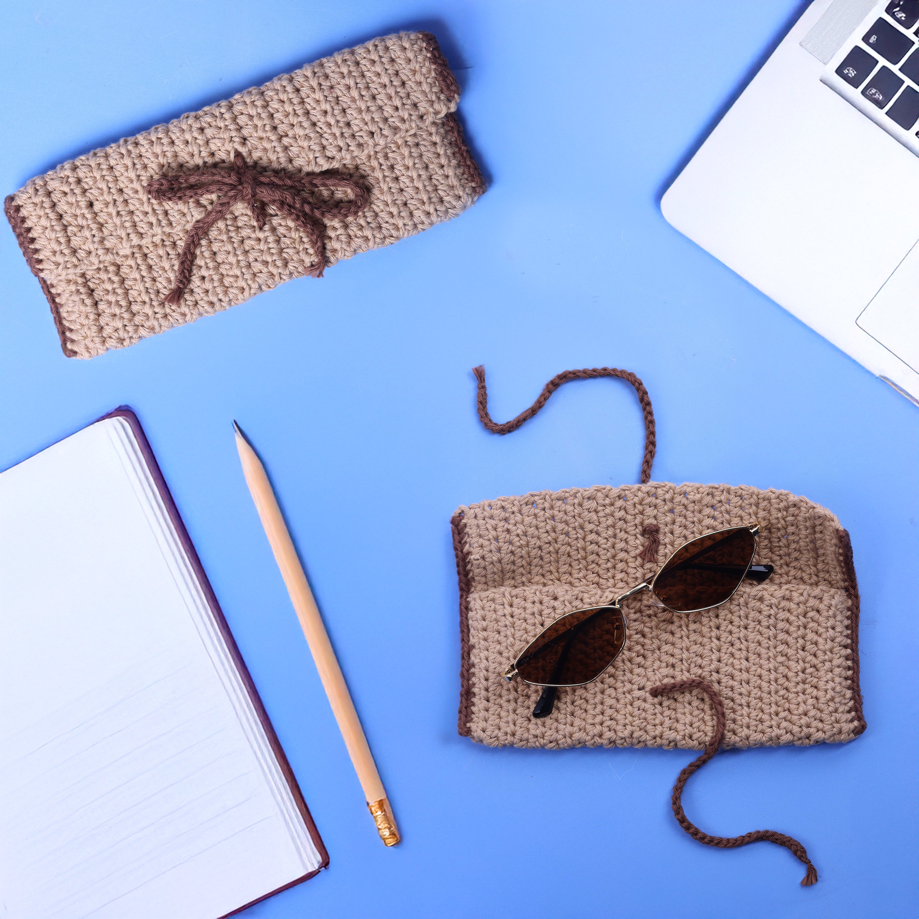 Crochet Eyewear Case (Brown)