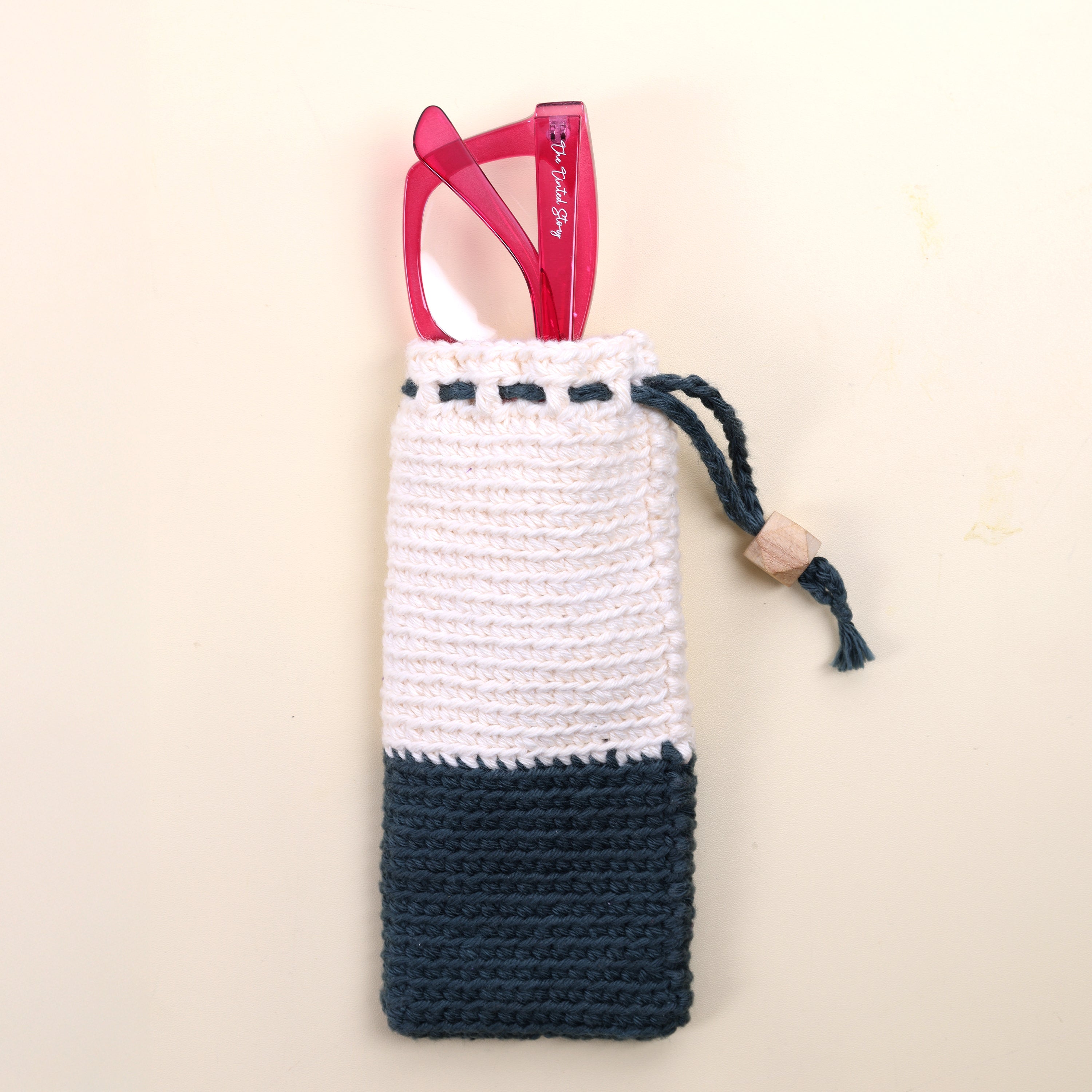 Crochet Eyewear Case (Biege)