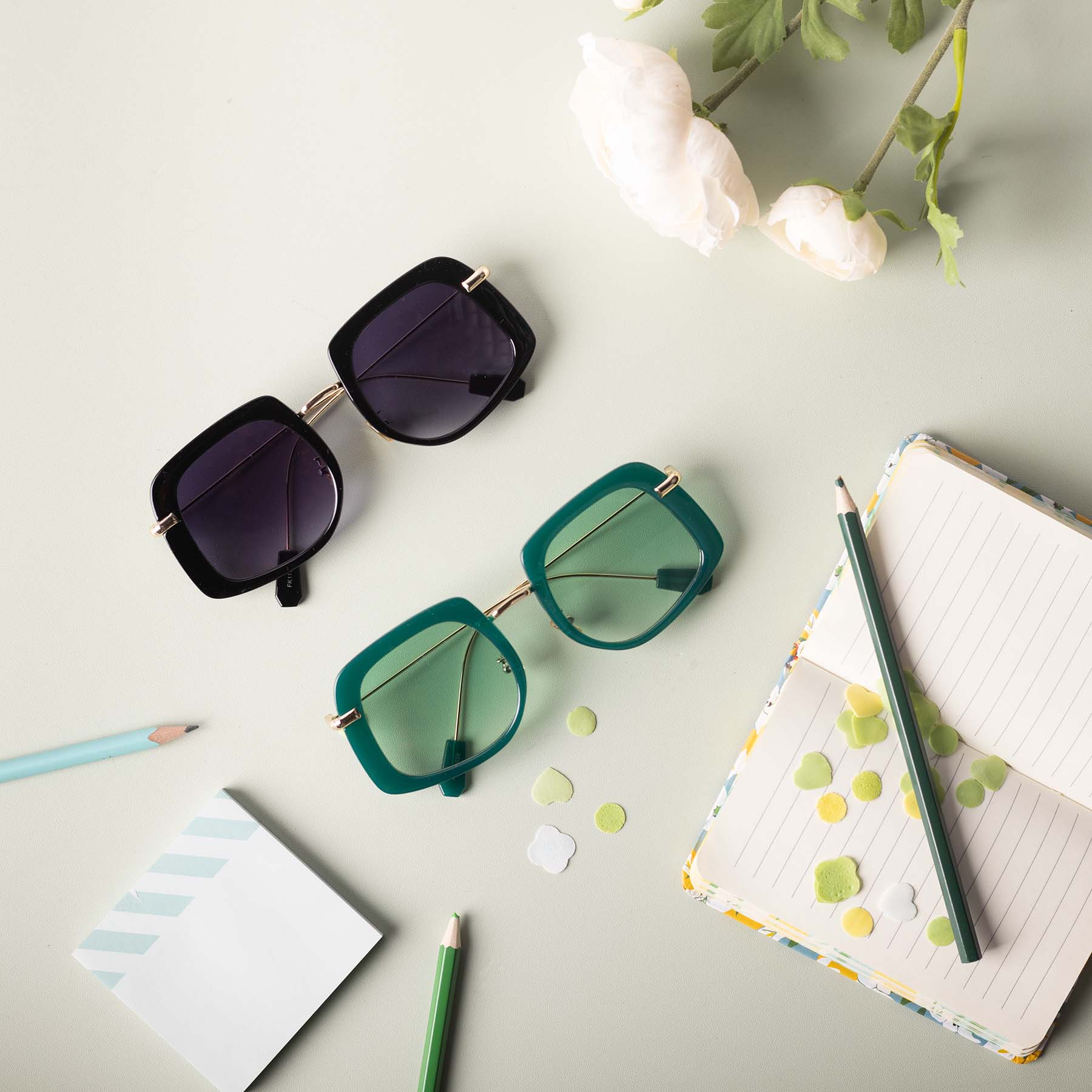 Paloma Oversized Sunglasses (UV 400 Protection)