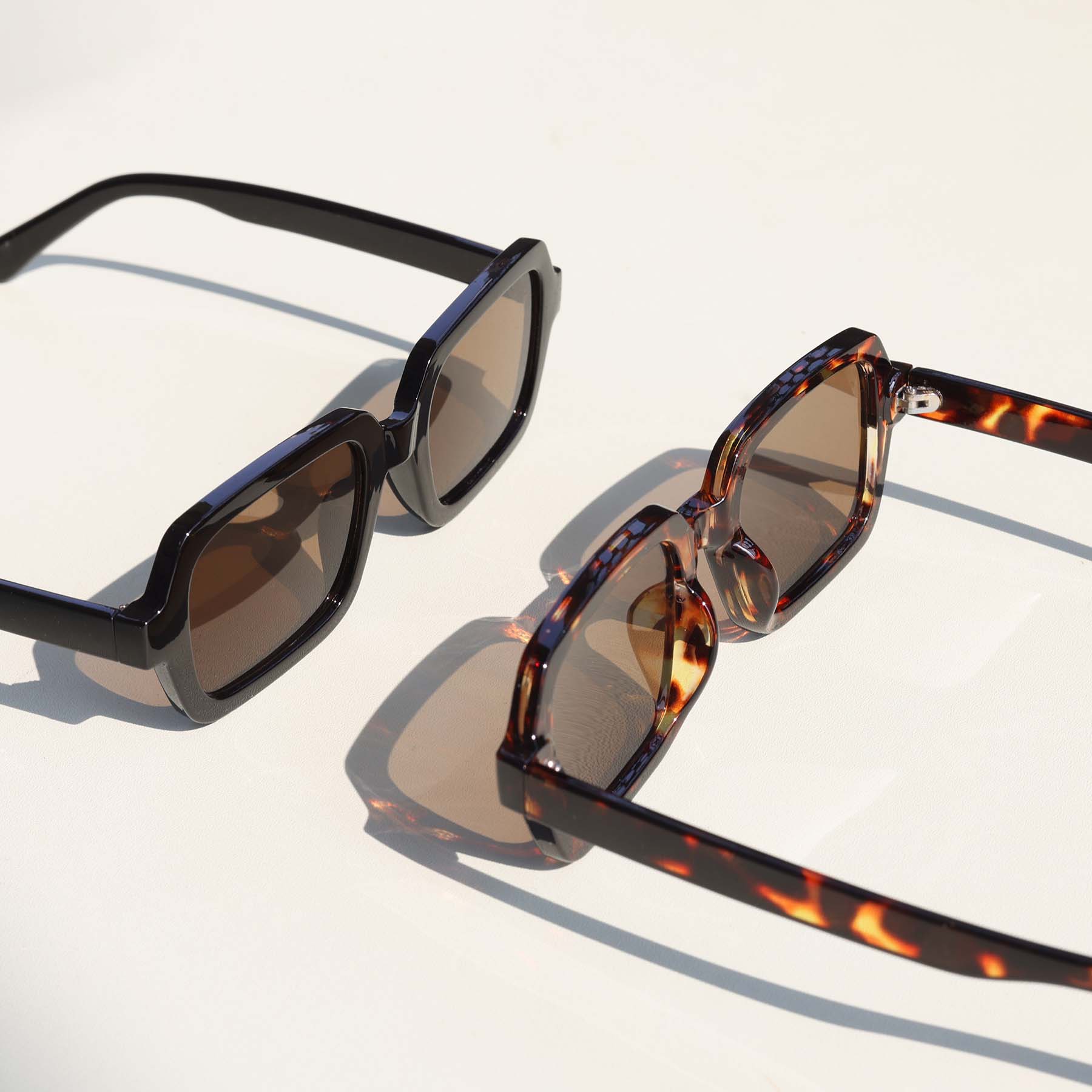 Ebony Glossy Finish Rectangular Sunglasses (UV400 Protection)