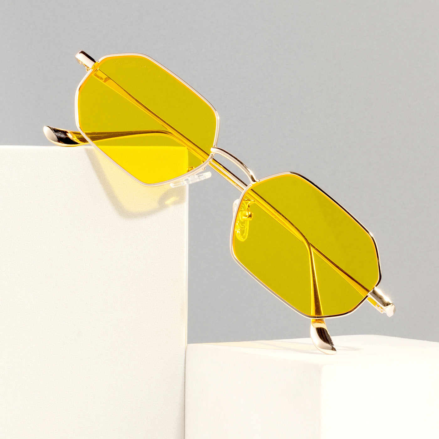 Sleek Dijon Sunglasses (UV400 Protection)