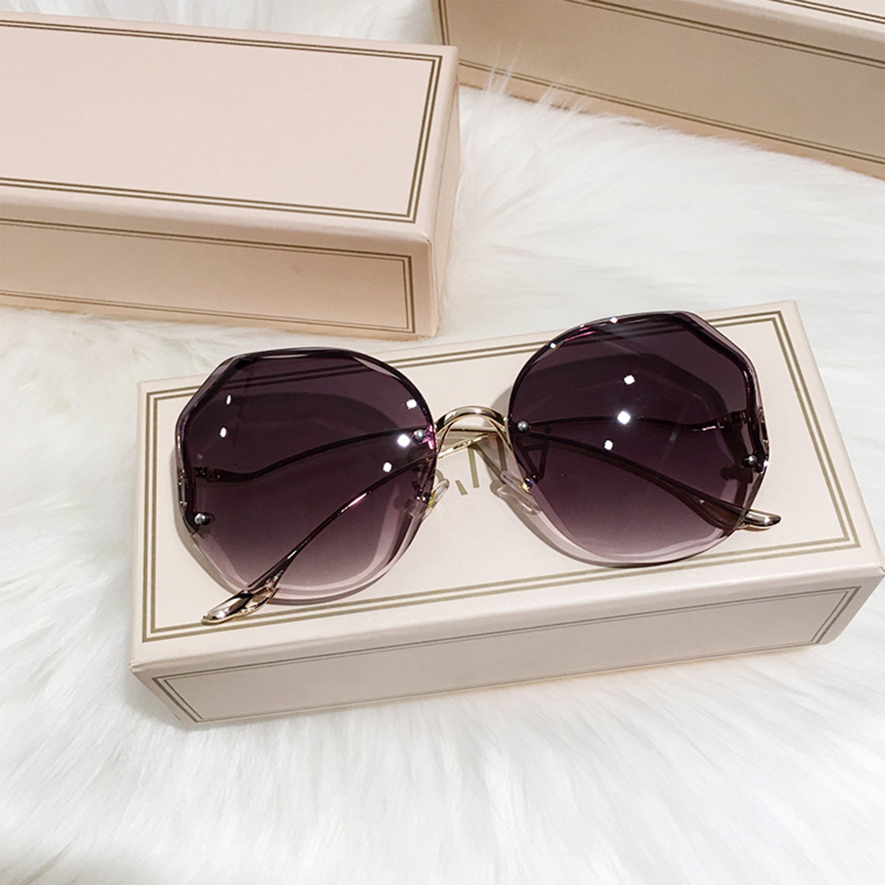 Hexagon Retro Sunglasses (UV400 Protection)