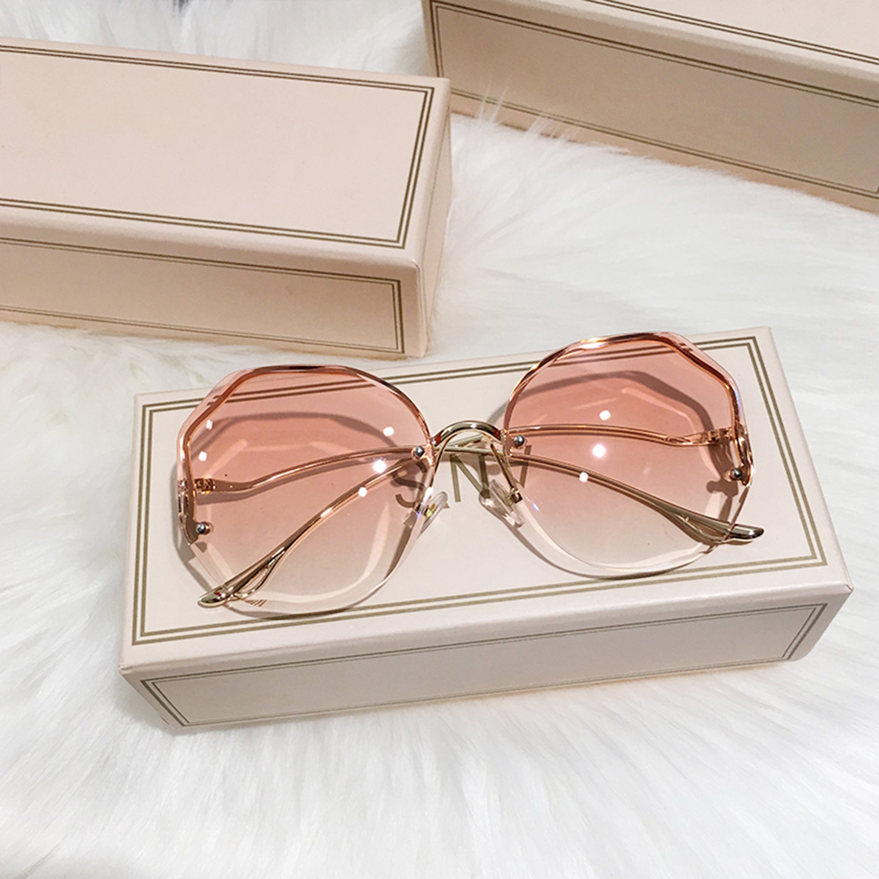 Hexagon Retro Sunglasses (UV400 Protection)