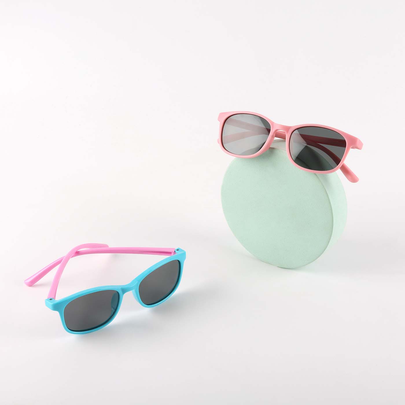 Kids Classic Nomad Sunglasses (UV 400 Protection)